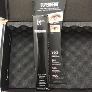 IT Cosmetics superhero mascara